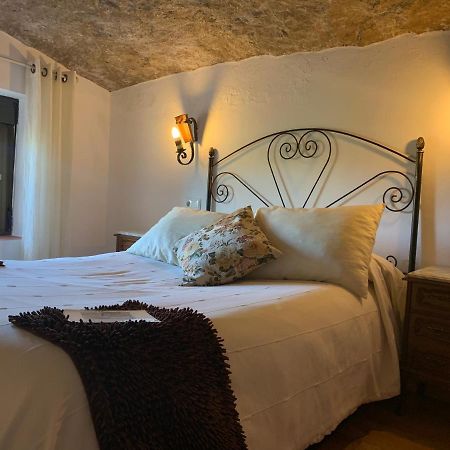 Casa Cueva "Las Calcetas" Setenil De Las Bodegas Exterior foto