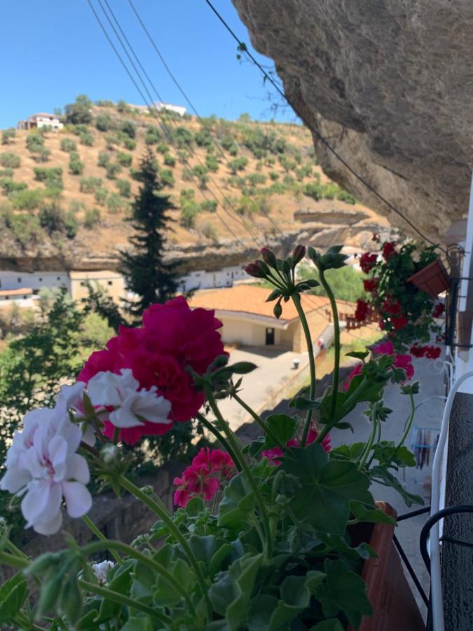 Casa Cueva "Las Calcetas" Setenil De Las Bodegas Exterior foto