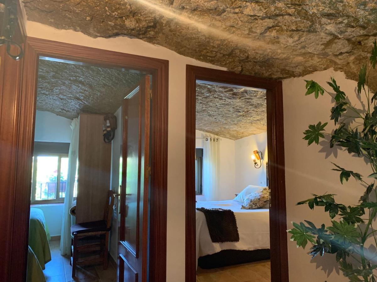 Casa Cueva "Las Calcetas" Setenil De Las Bodegas Exterior foto