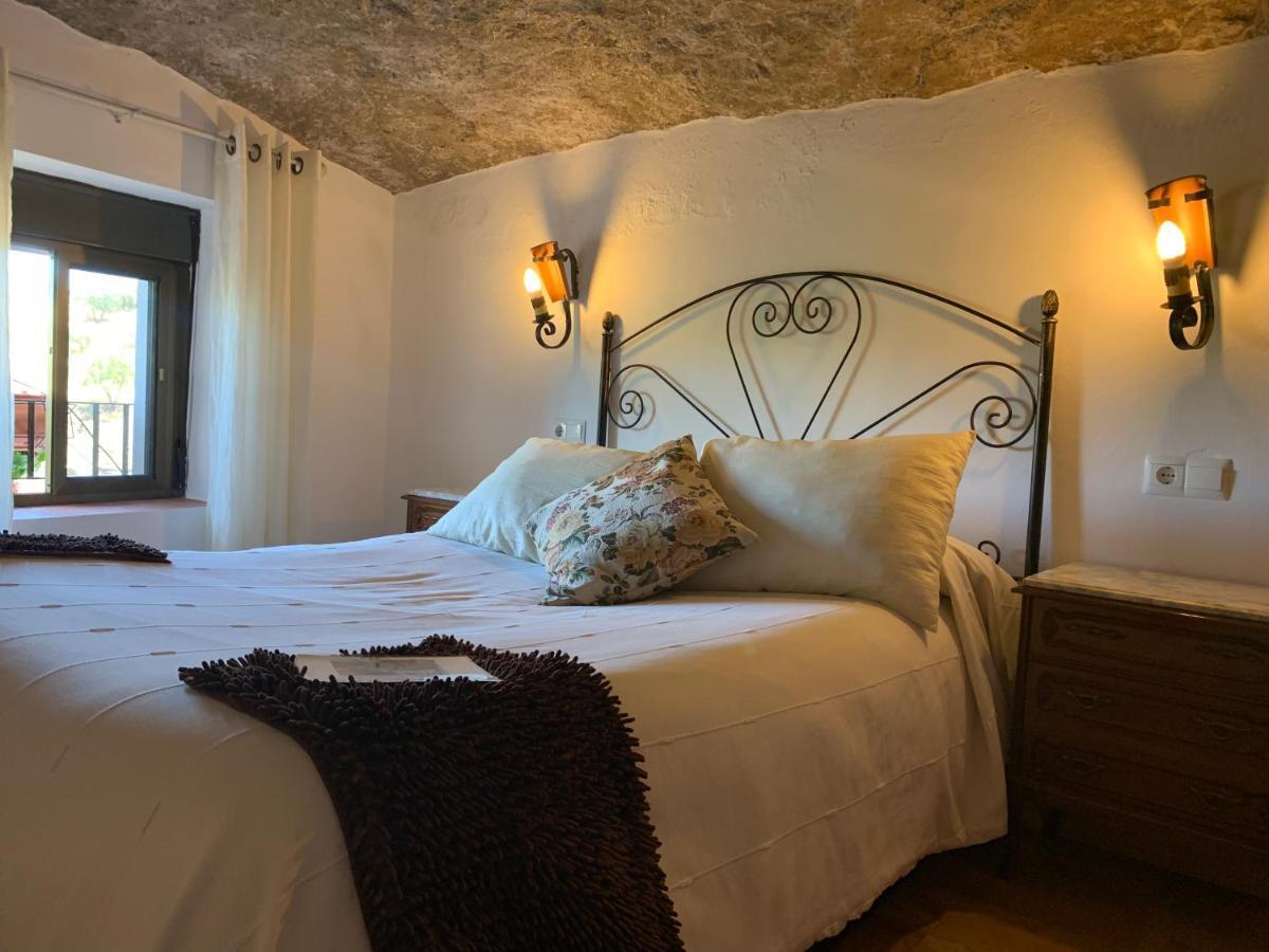 Casa Cueva "Las Calcetas" Setenil De Las Bodegas Exterior foto